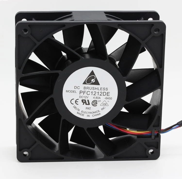 Delta PFC1212DE Kompakt Fan